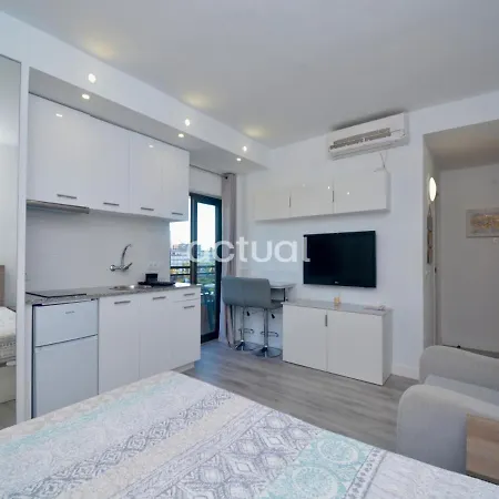 Apartmán Neptuno 406 *